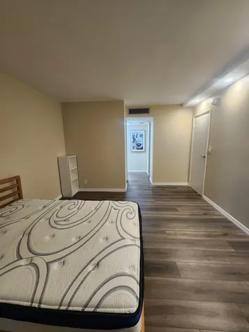 3301 N Country Club Miami FL 33180