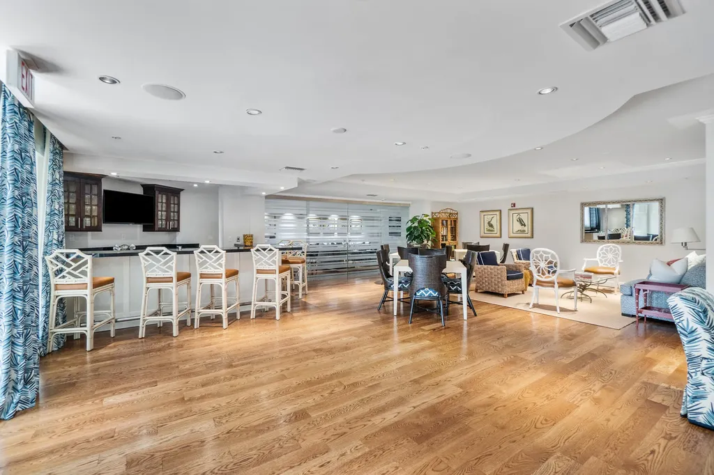 801 S Olive Avenue West Palm Beach FL 33401