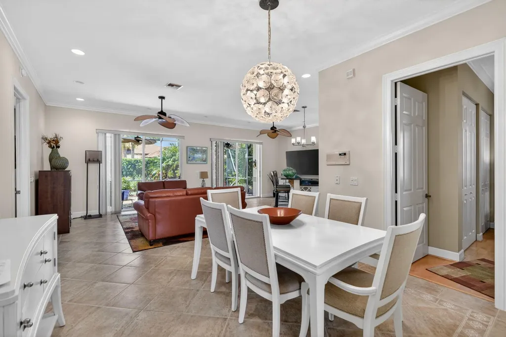 7982 SE Hempstead Circle Hobe Sound FL 33455