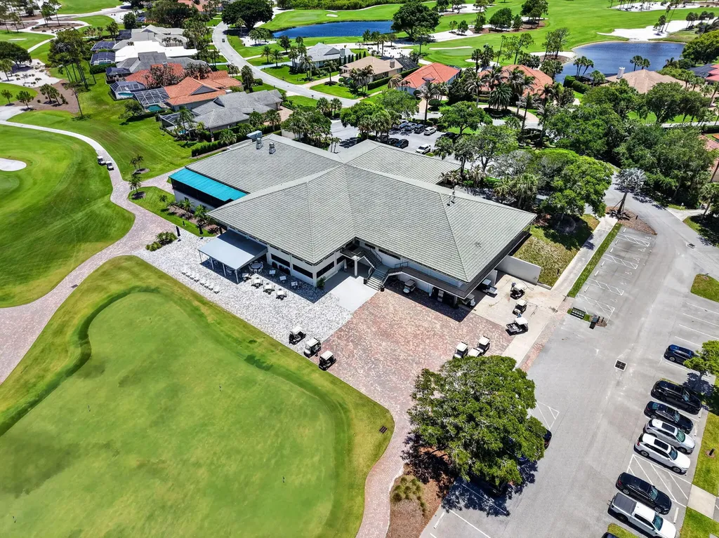 7982 SE Hempstead Circle Hobe Sound FL 33455