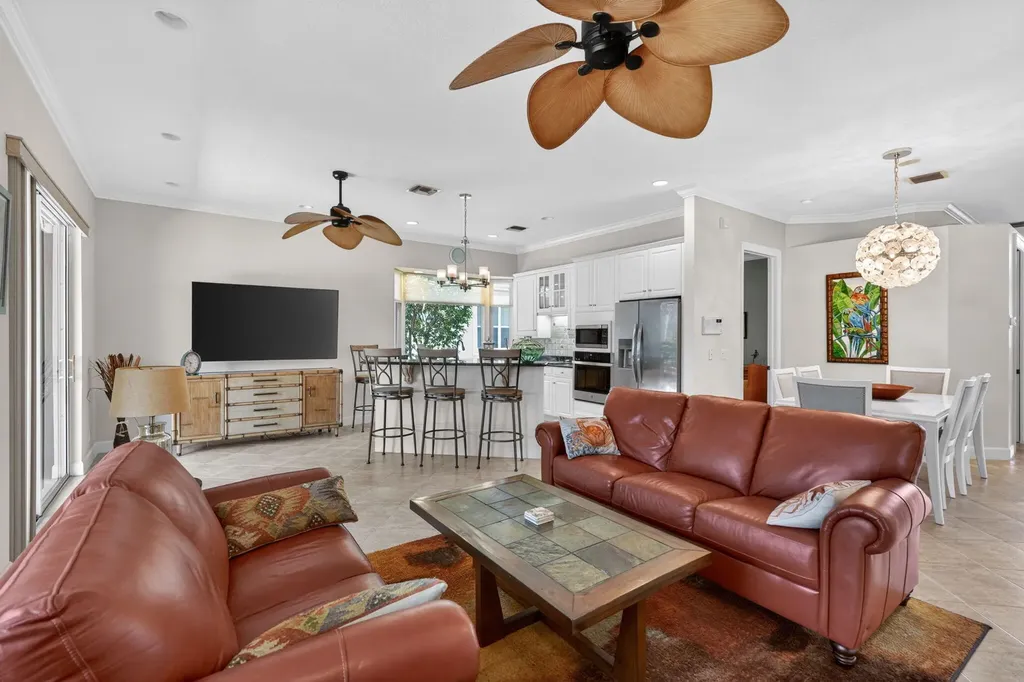 7982 SE Hempstead Circle Hobe Sound FL 33455