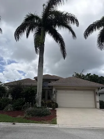 7982 SE Hempstead Circle Hobe Sound FL 33455