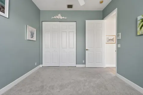 7982 SE Hempstead Circle Hobe Sound FL 33455