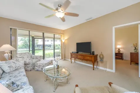 135 Old Meadow Way Palm Beach Gardens FL 33418