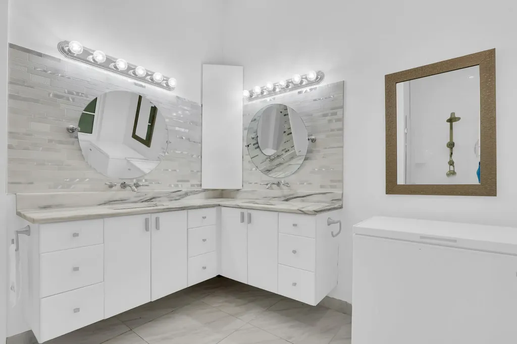 1726 Nature Court Palm Beach Gardens FL 33410