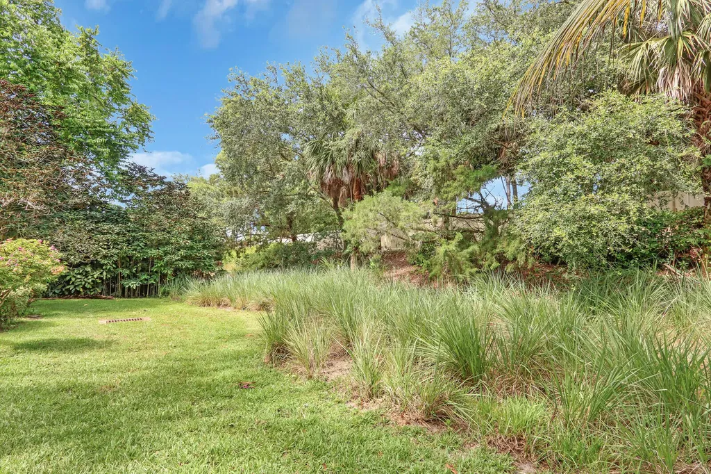 1726 Nature Court Palm Beach Gardens FL 33410