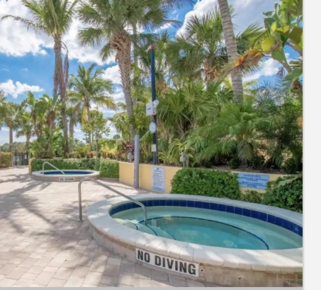 1726 Nature Court Palm Beach Gardens FL 33410