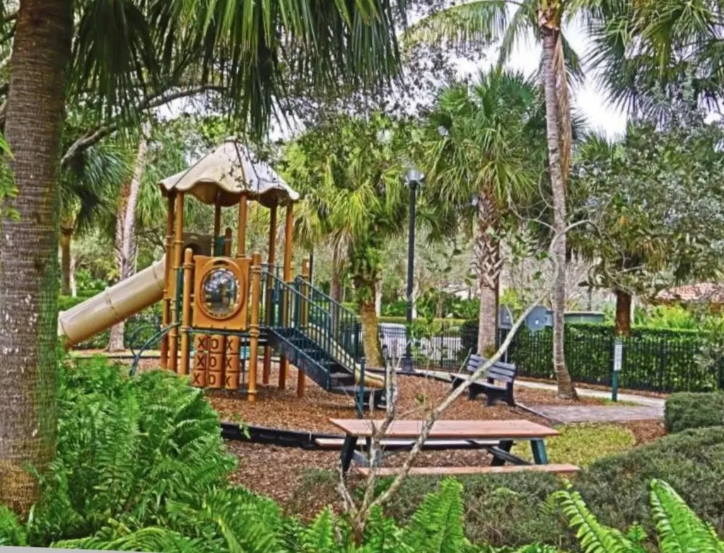 1726 Nature Court Palm Beach Gardens FL 33410