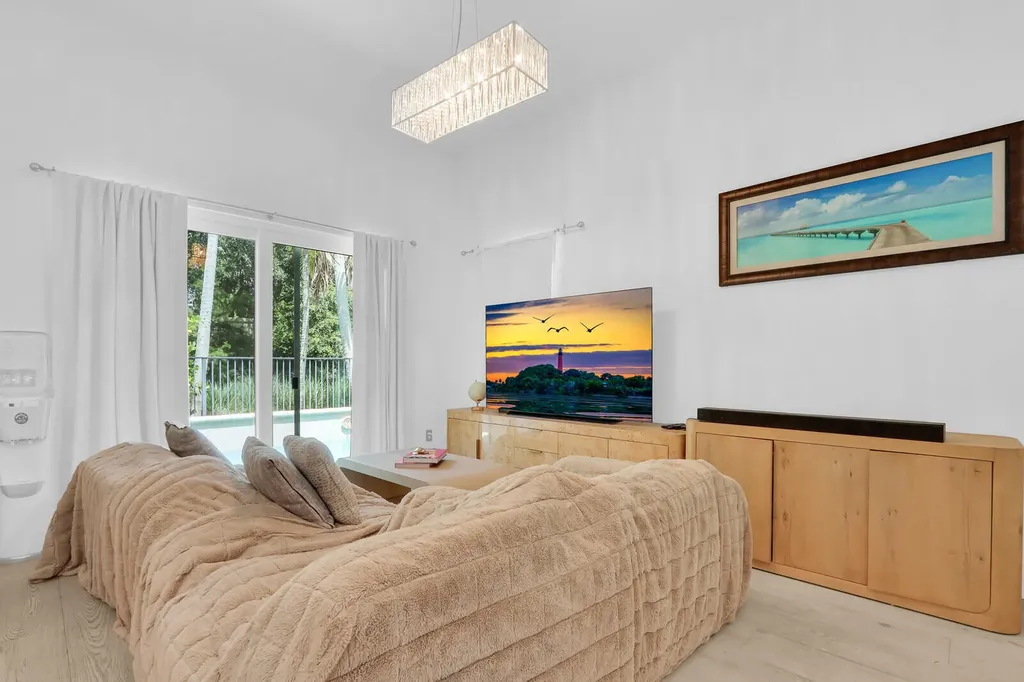 1726 Nature Court Palm Beach Gardens FL 33410