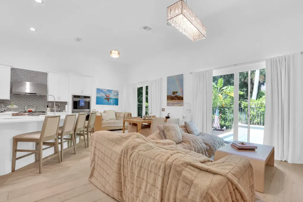 1726 Nature Court Palm Beach Gardens FL 33410