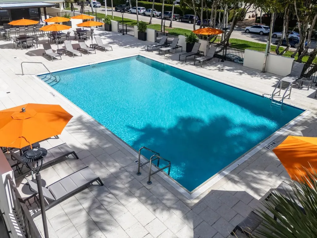340 Sunset Drive Fort Lauderdale FL 33301