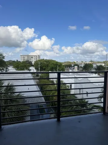 365 NE 125th Street North Miami FL 33161