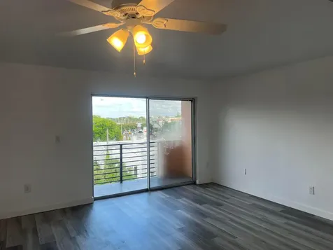 365 NE 125th Street North Miami FL 33161