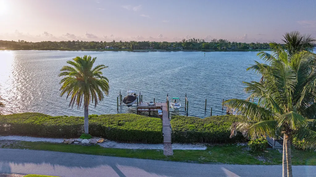 12140 SE Indian River Drive N Hobe Sound FL 33455