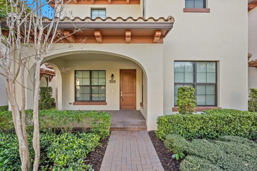 6020 Curie Place Palm Beach Gardens FL 33418