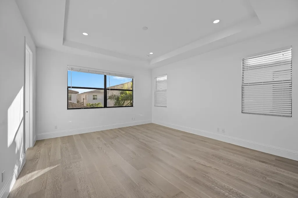 6020 Curie Place Palm Beach Gardens FL 33418