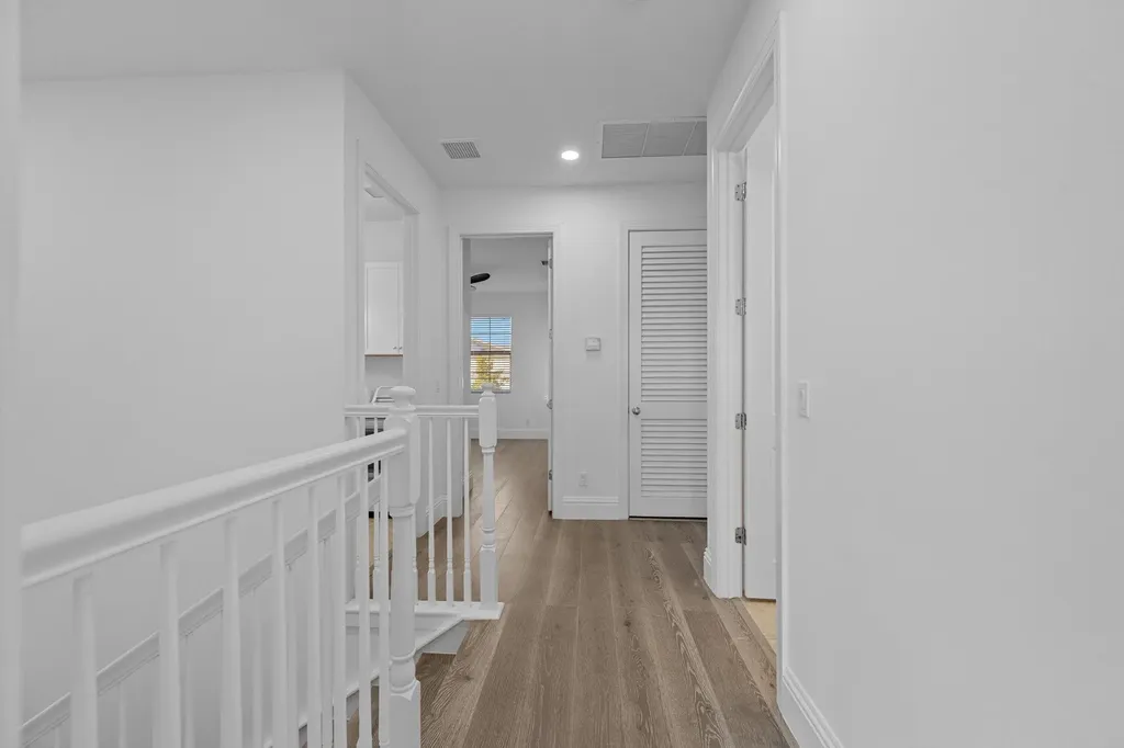 6020 Curie Place Palm Beach Gardens FL 33418