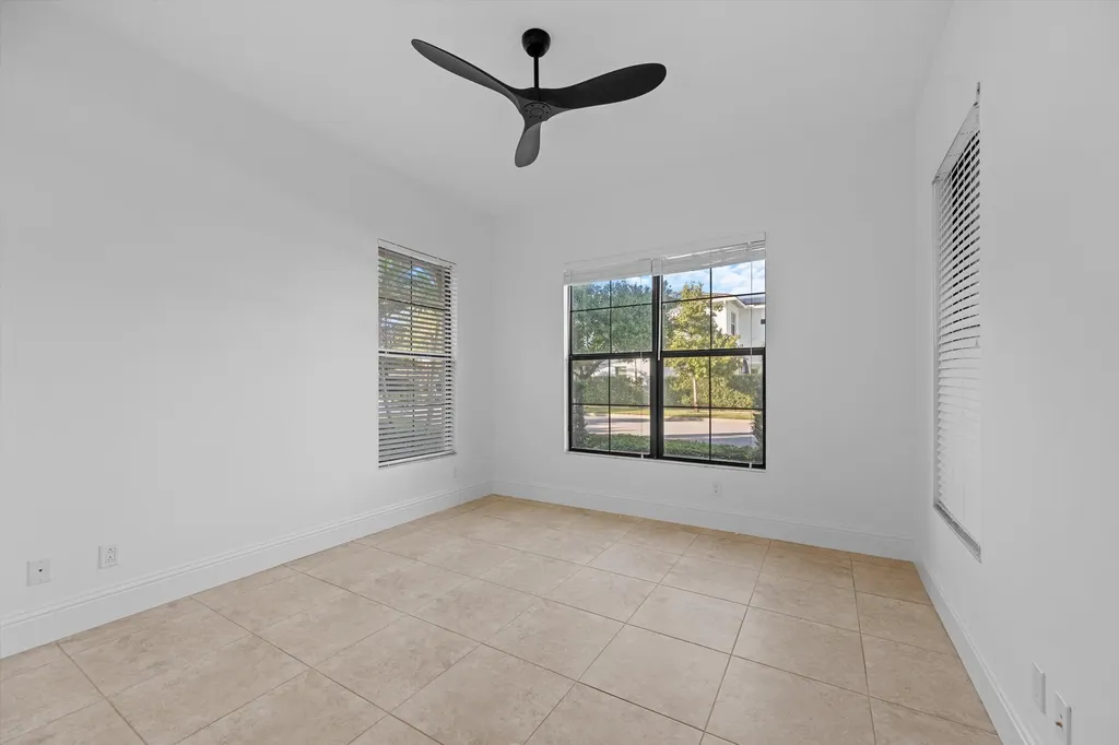 6020 Curie Place Palm Beach Gardens FL 33418