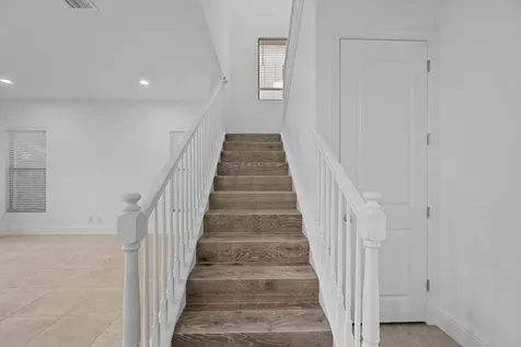 6020 Curie Place Palm Beach Gardens FL 33418