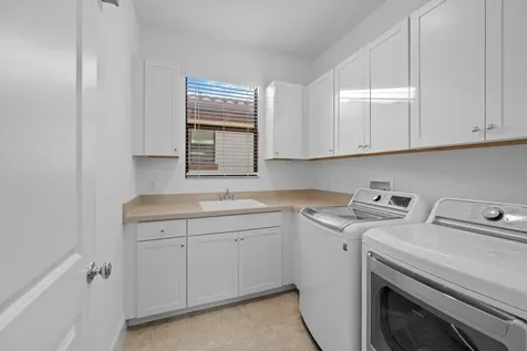 6020 Curie Place Palm Beach Gardens FL 33418