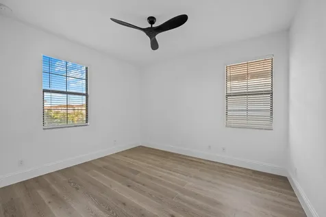 6020 Curie Place Palm Beach Gardens FL 33418