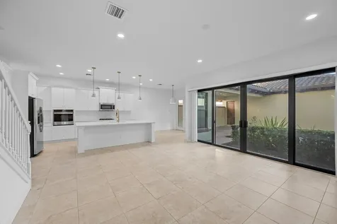 6020 Curie Place Palm Beach Gardens FL 33418
