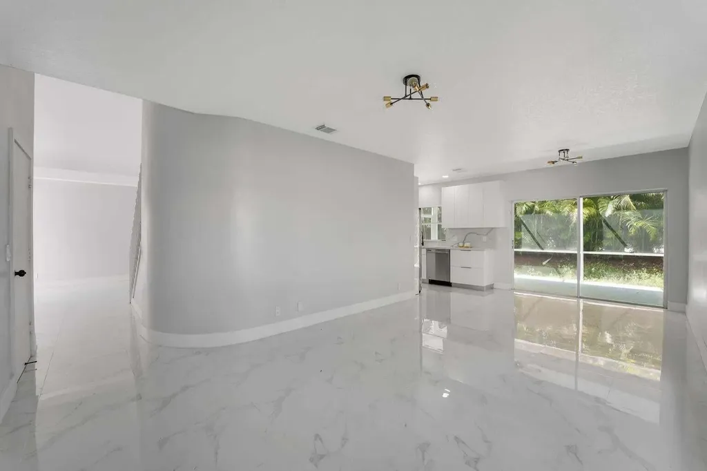 3740 Wilderness Way Coral Springs FL 33065