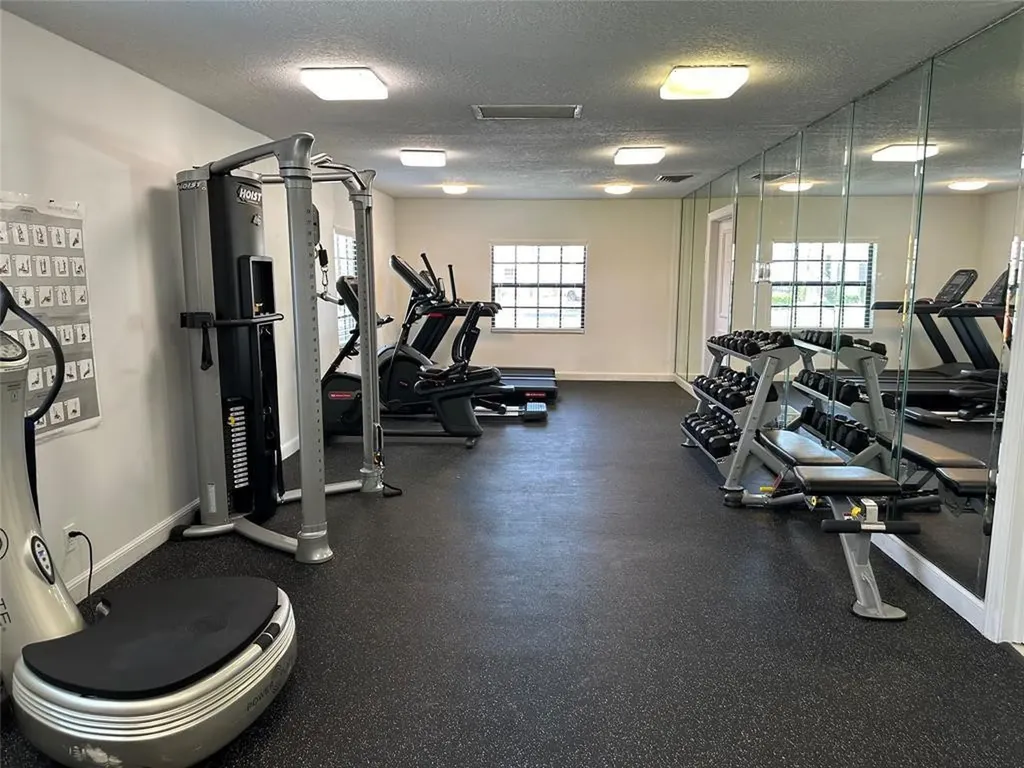 130 Cypress Club Drive Pompano Beach FL 33060