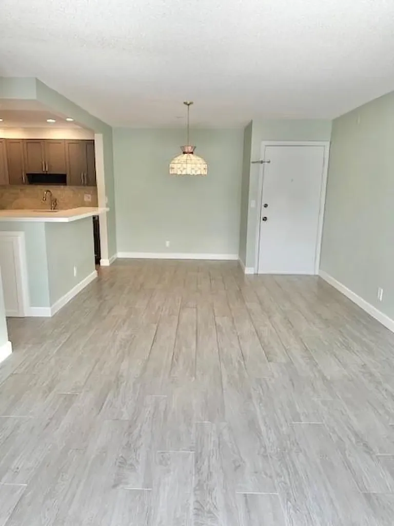 130 Cypress Club Drive Pompano Beach FL 33060