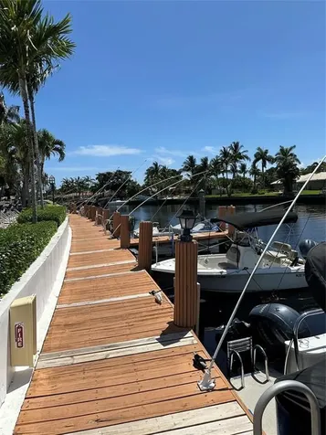 130 Cypress Club Drive Pompano Beach FL 33060