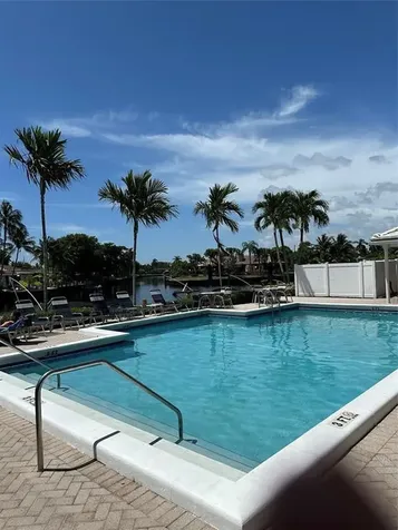 130 Cypress Club Drive Pompano Beach FL 33060