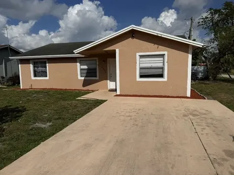 4575 Curtis Avenue Lake Worth FL 33463
