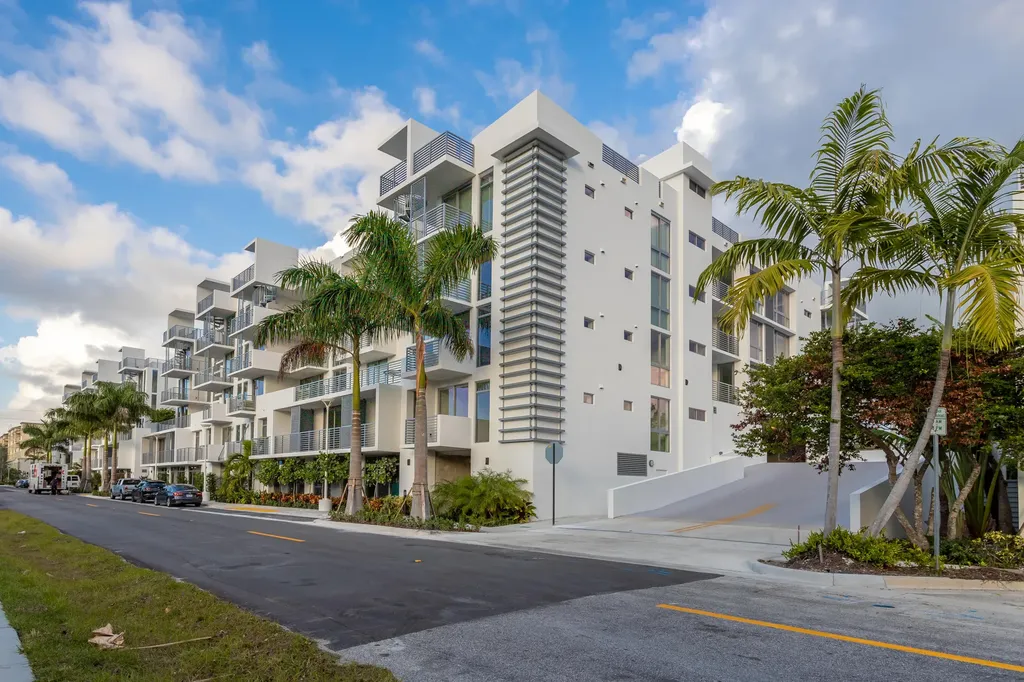 111 SE 1st Avenue Delray Beach FL 33444