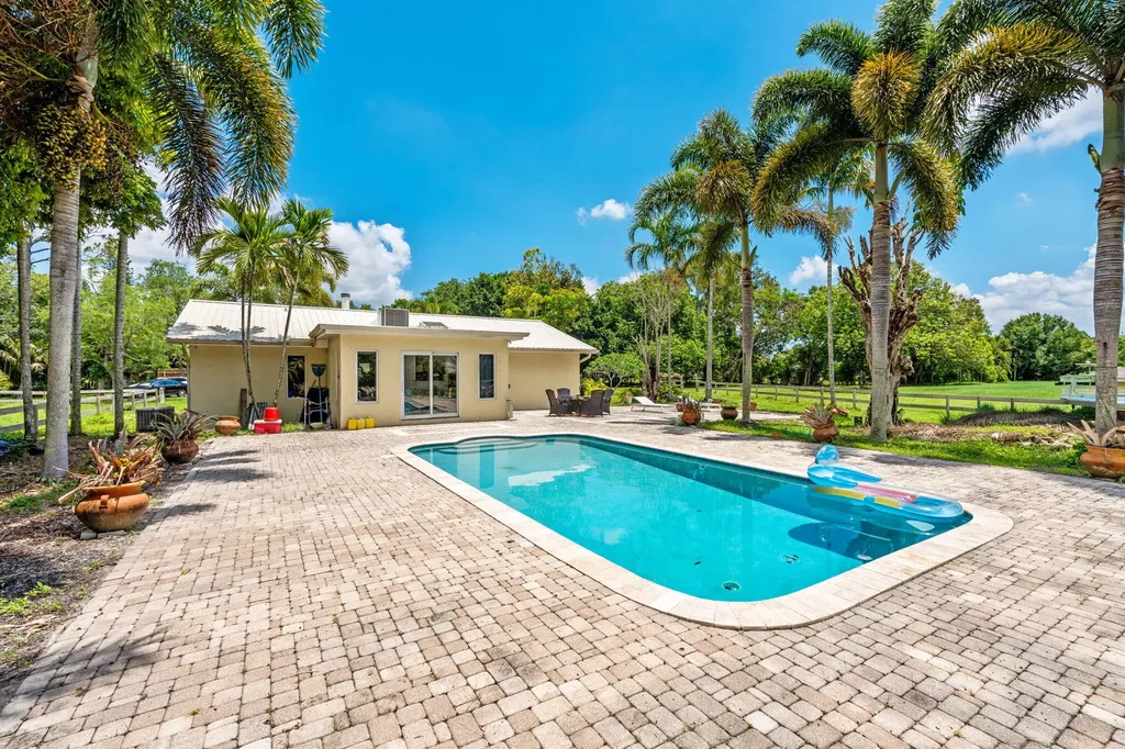 10970 S 58th Road Road S Lake Worth FL 33449