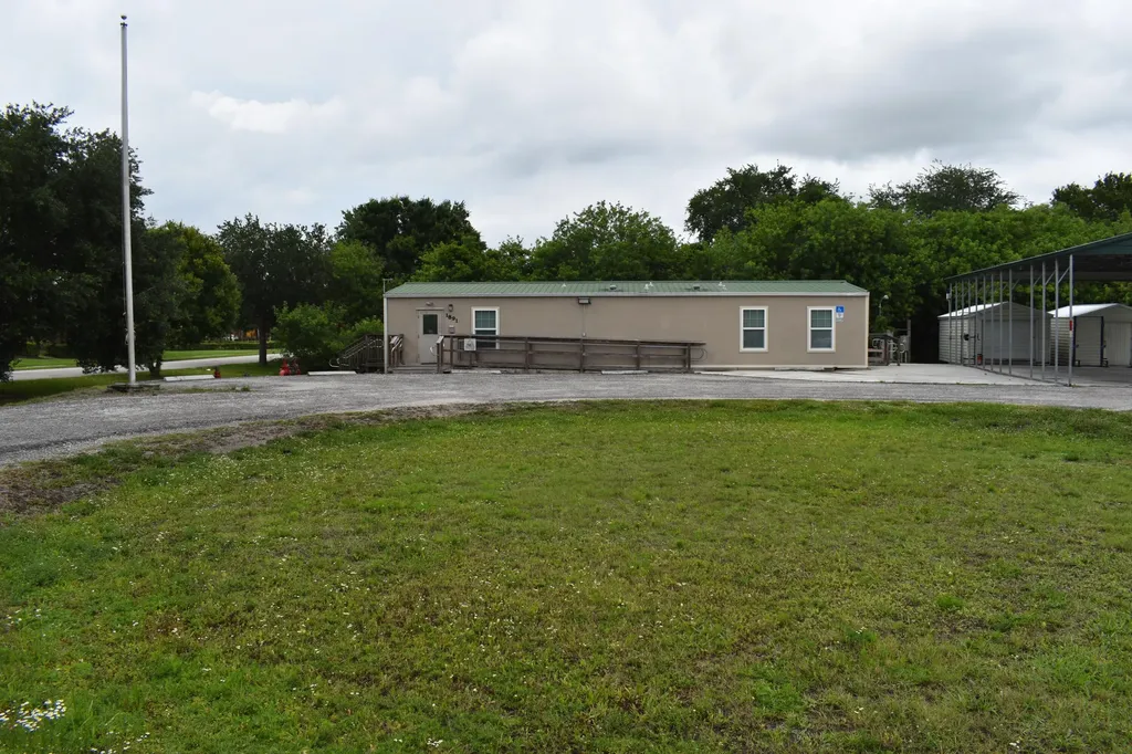 1893 90th Avenue Vero Beach FL 32966