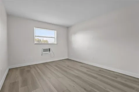 1150 E Sample Road Pompano Beach FL 33064