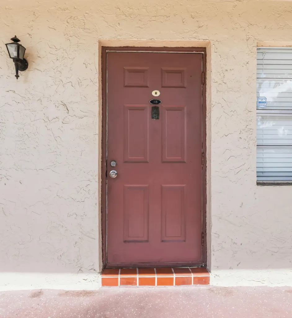 3777 NW 78th Avenue Davie FL 33024