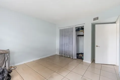 3777 NW 78th Avenue Davie FL 33024