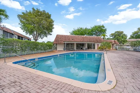3777 NW 78th Avenue Davie FL 33024