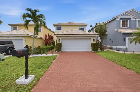 9768 NW 1st Manor Coral Springs FL 33071