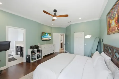 9768 NW 1st Manor Coral Springs FL 33071