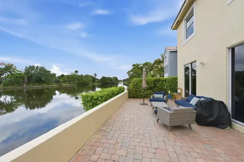 9768 NW 1st Manor Coral Springs FL 33071