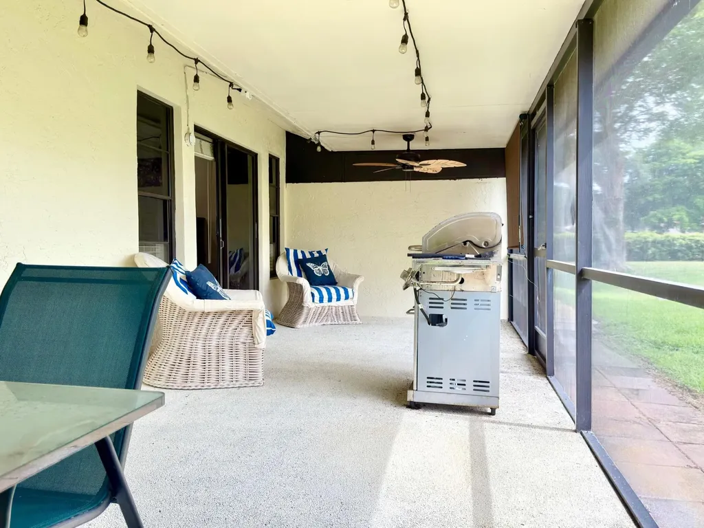 10975 Dolphin Palm Court Boynton Beach FL 33437
