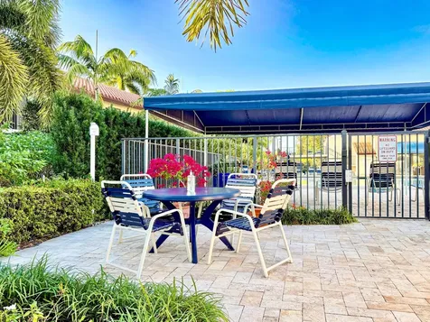 10975 Dolphin Palm Court Boynton Beach FL 33437