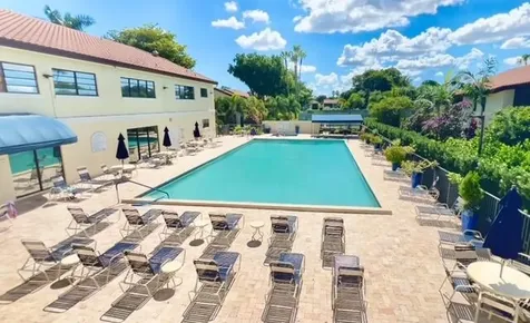 10975 Dolphin Palm Court Boynton Beach FL 33437