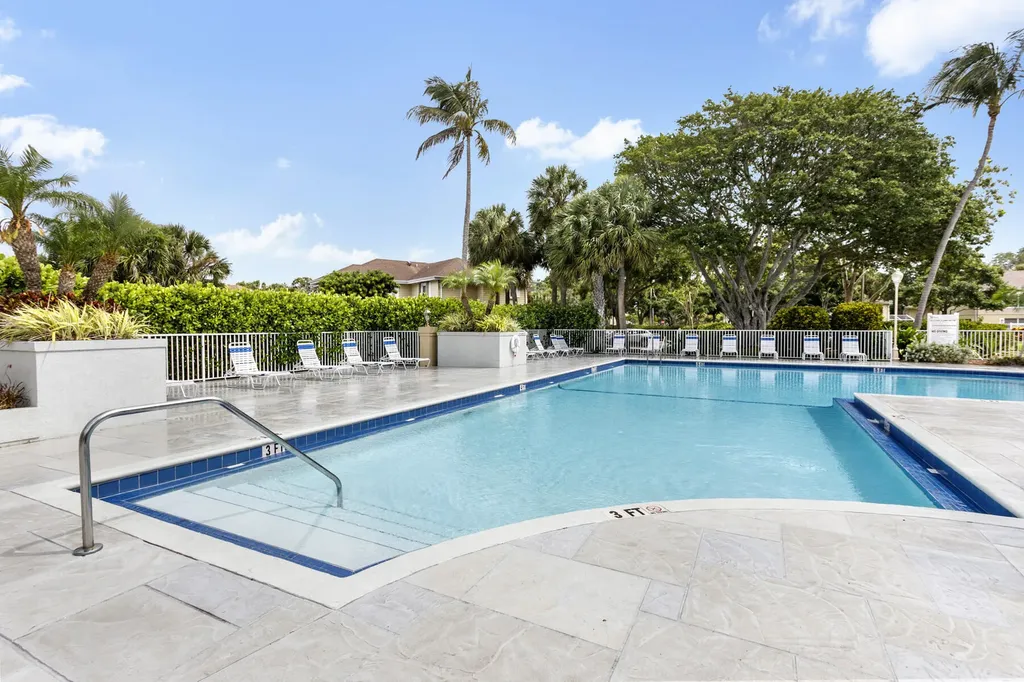 2302 Chadwick Court Boynton Beach FL 33436