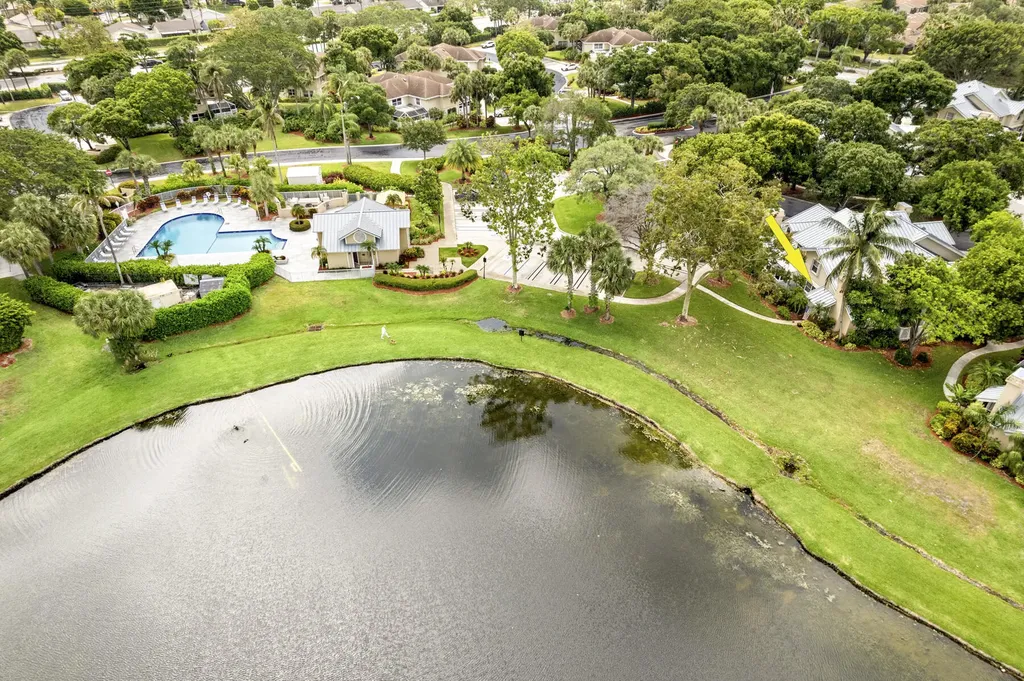 2302 Chadwick Court Boynton Beach FL 33436