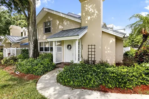 2302 Chadwick Court Boynton Beach FL 33436