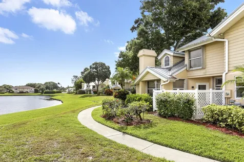 2302 Chadwick Court Boynton Beach FL 33436