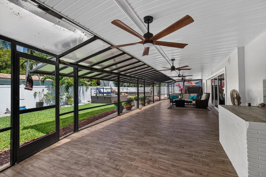 1571 SE 24th Avenue Pompano Beach FL 33062